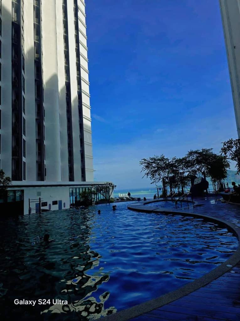 The Shore Sabah Center *